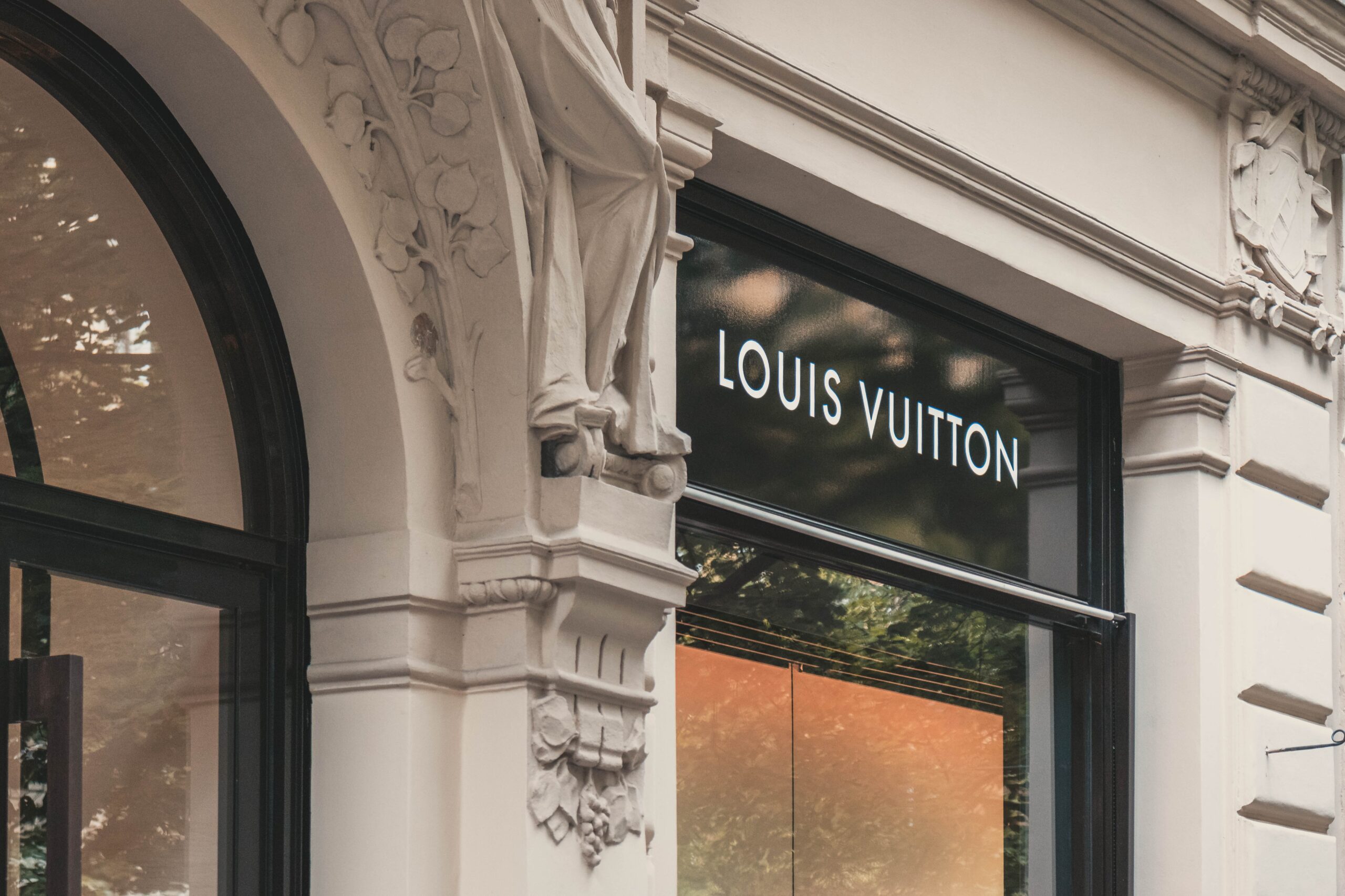 The Homeless Boy Who Invented Louis Vuitton 